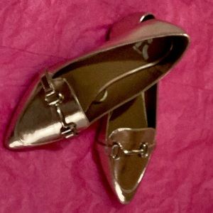 Report Flats, slip on